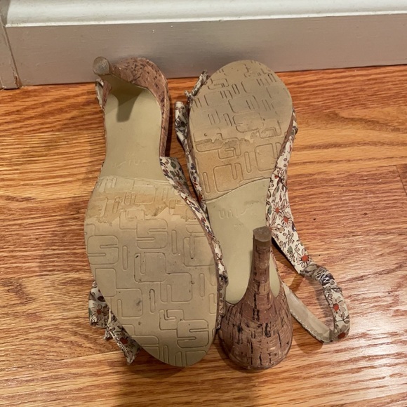 Peep toe flower printed cork heel - Picture 4 of 6